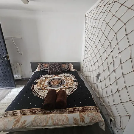 Independiente Apartmán *